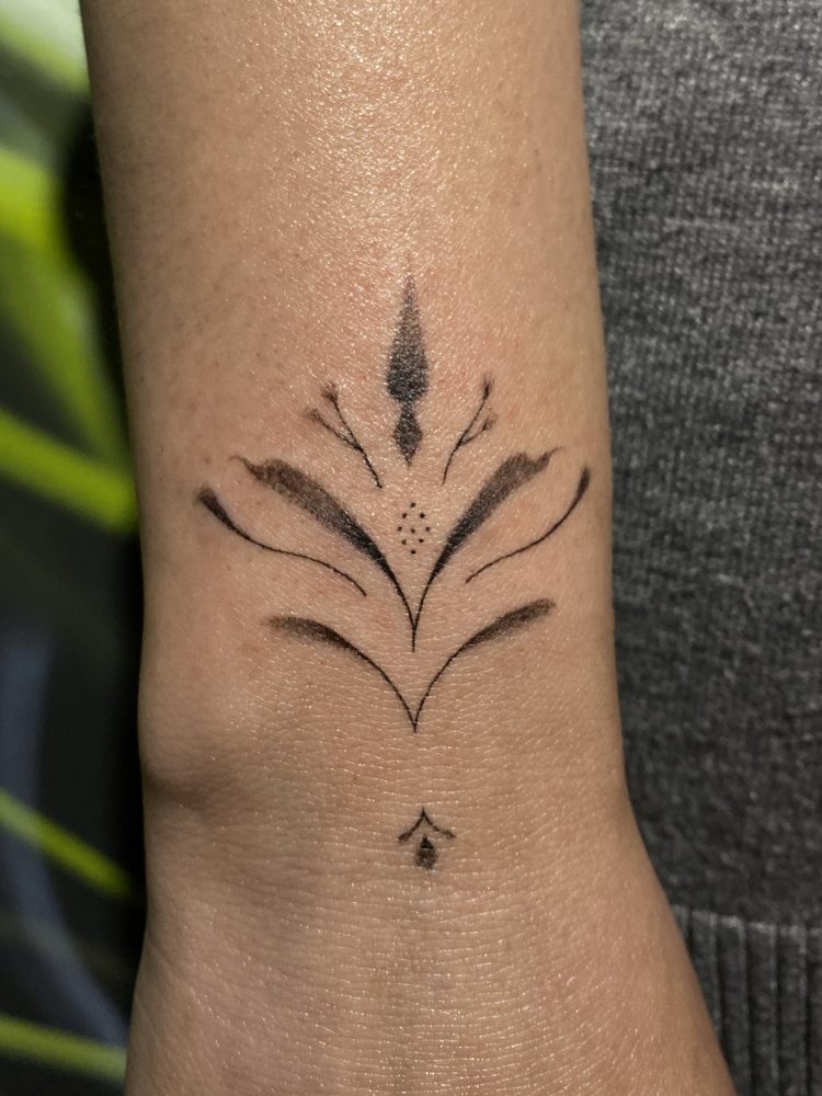 Ornament — Elephant Shop tattoo